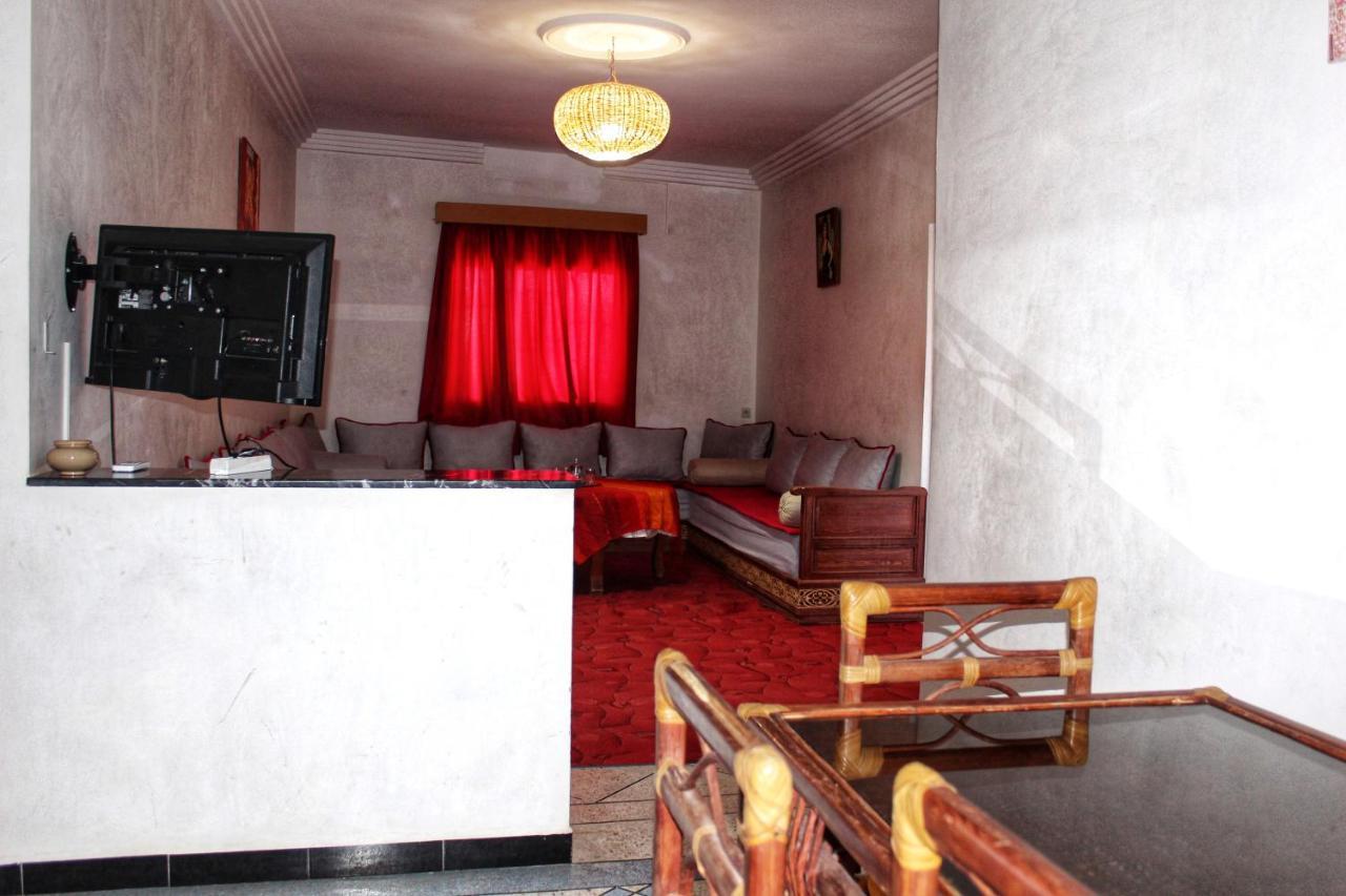 Appartement Afgo Varzazat Dış mekan fotoğraf